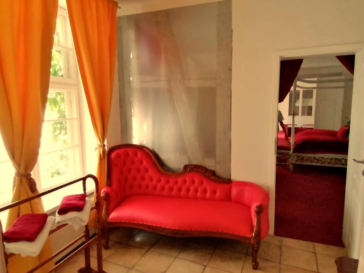 Guest house Hotel Denkmal 13 Rostock - Kaufmannshaus Krahnstoever 4*